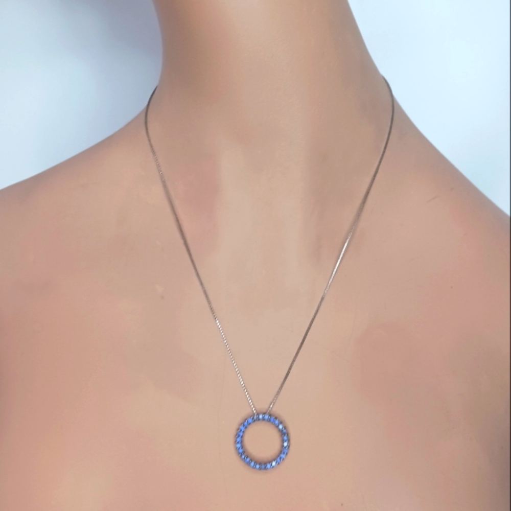 Vintage Zales Sterling Silver & Sapphire Circle Pendant Necklace.